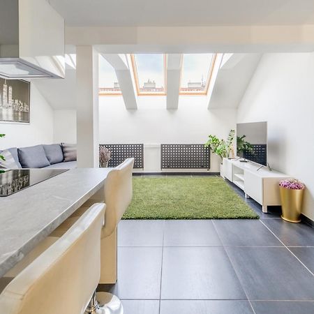 Modaloft Duplex By Rentez Prag Dış mekan fotoğraf