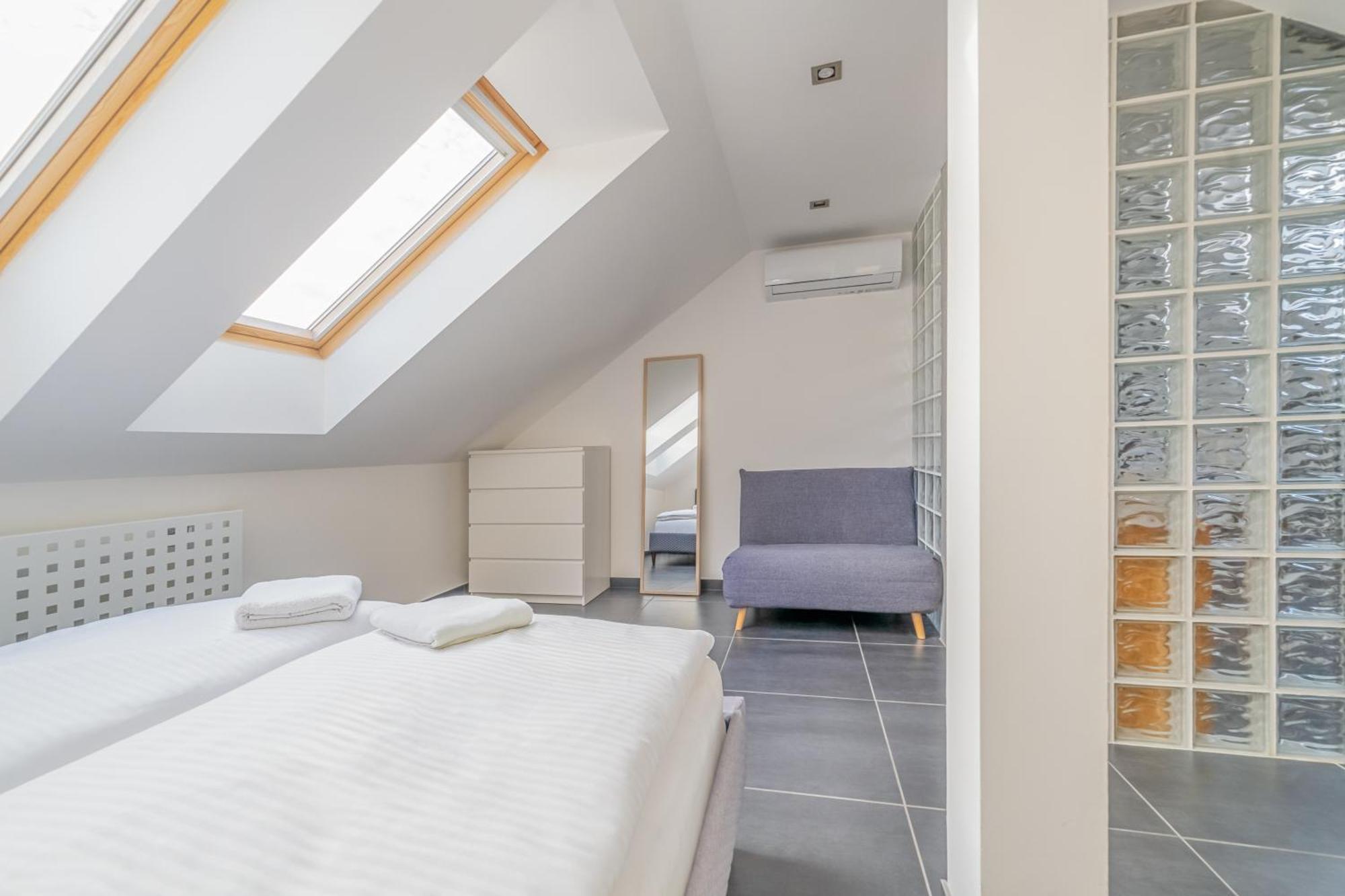 Modaloft Duplex By Rentez Prag Dış mekan fotoğraf